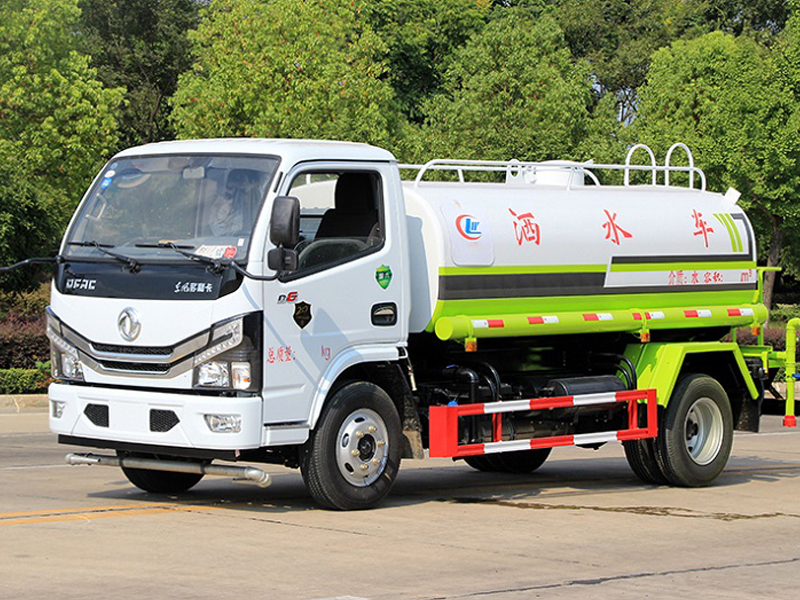 國(guó)六東風(fēng)多利卡5方灑水車(chē) 國(guó)六東風(fēng)多利卡5方灑水車(chē)